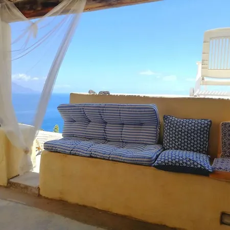 Bed & Breakfast Giardino Dei Carrubi- Al Gradino 365 3*