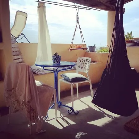 Bed & Breakfast Giardino Dei Carrubi- Al Gradino 365 Alicudi