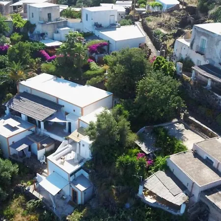 Giardino Dei Carrubi- Al Gradino 365 Bed & Breakfast