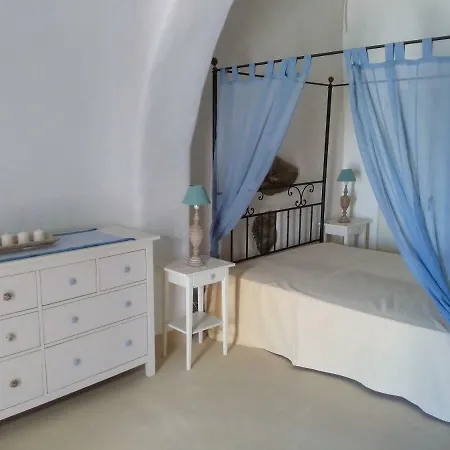 Giardino Dei Carrubi- Al Gradino 365 3* Alicudi