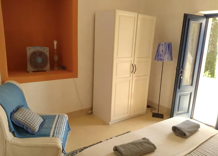 Giardino Dei Carrubi- Al Gradino 365 3* Alicudi