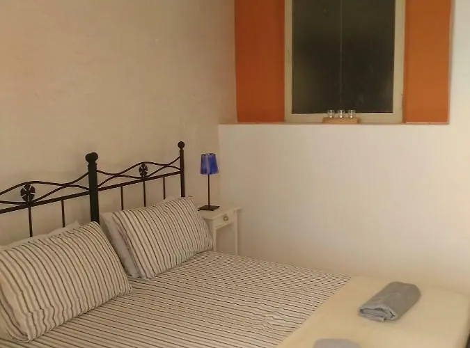 Giardino Dei Carrubi- Al Gradino 365 Oda ve Kahvaltı