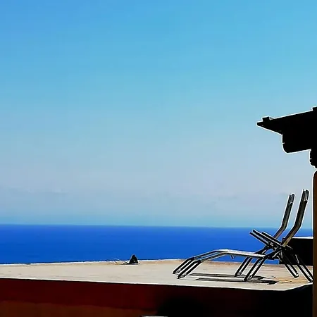 B&B Giardino Dei Carrubi- Al Gradino 365 Alicudi