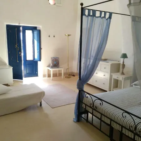 Giardino Dei Carrubi- Al Gradino 365 3* Alicudi